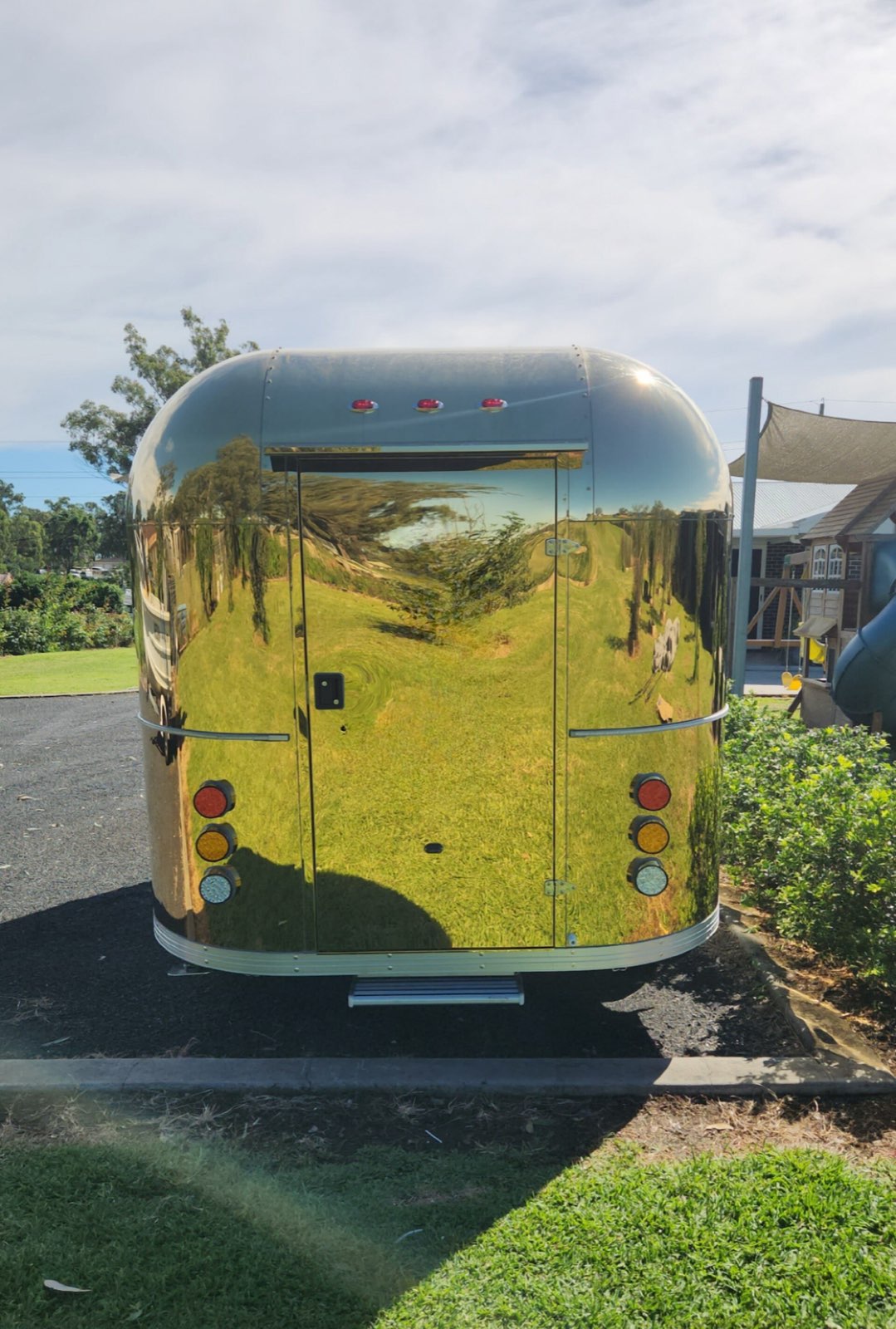 Rear entry door and rounded gold body